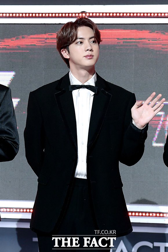 seokjinfile's tweet photo. ARE WE OK? https://t.co/i4DV9fbIVK