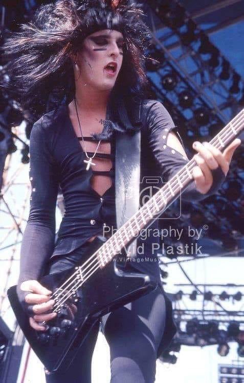           Happy birthday to Nikki Sixx   