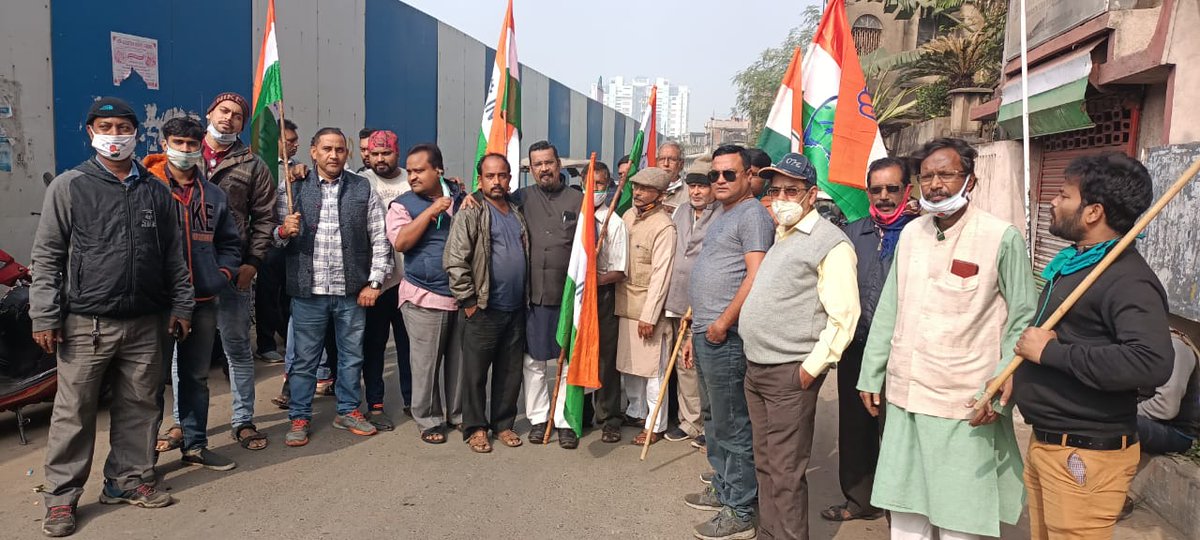 INTUCWB's tweet photo. #ProtestForFarmers
INTUC-WB Br makes Toll free to all Toll Plazas.
@IntucKerala @Roshni86056527 @INTUCnational @CgIntuc @rckhuntia @IntucGujarat @IntucBihar @StateIntuc @ChandigarhIntuc @IntucS @BiharYouthINTUC @INCIndia @INCWestBengal @RahulGandhi https://t.co/IR2ooxtINd