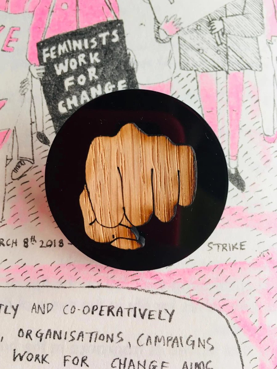 feministsworkf1's tweet photo. Prepare for #InternationalMigrantsDay by buying #art to help @baobabwomen support #migrant, #undocumented &amp; #refugee women in the #WestMidlands ✊🏽
Our pop-up shop is only available until tomorrow - so be quick! 
🎄Shop here: https://t.co/TZOhqce4zv #migrantslivesmatter #feminist https://t.co/mJ9jLb5keu
