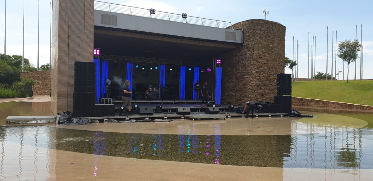 We're all set ... See you soon
#UbuntuMusicFestival