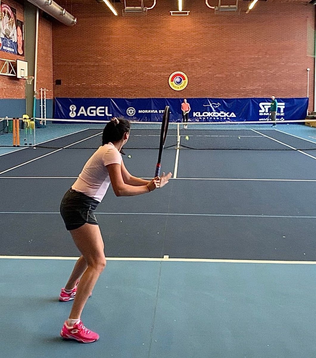 Viktoria Kuzmova tweet media