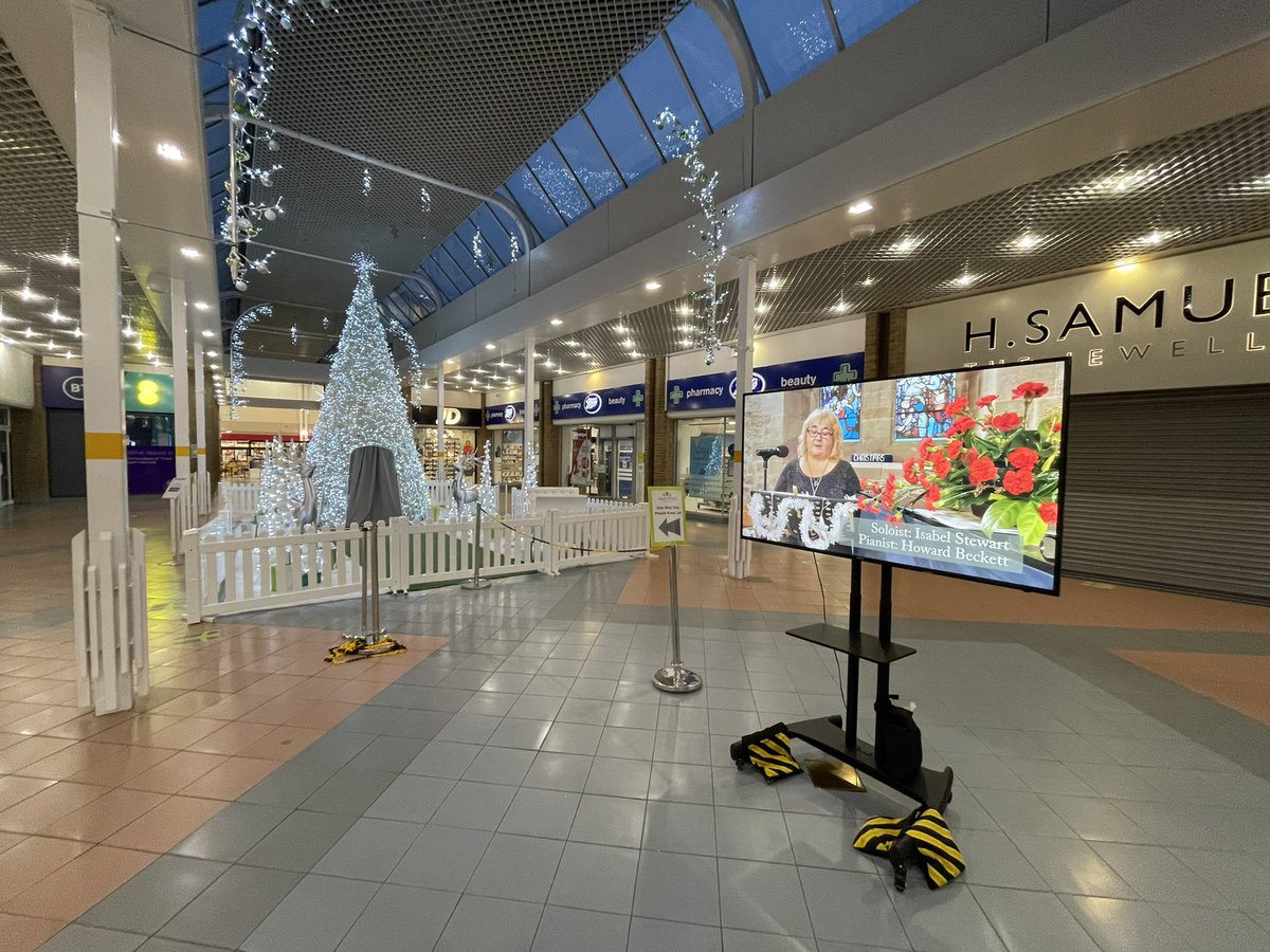 thedwmedia's tweet photo. Great morning with @northstar_av putting TVs in @ManorWalks ready to showcase the communities Christmas messages throughout the day!

This is a great project by Cramlington Town Council to spread the Christmas cheer even in this difficult time.

#TV #Shopping #Christmas2020 https://t.co/u8D1QFd177