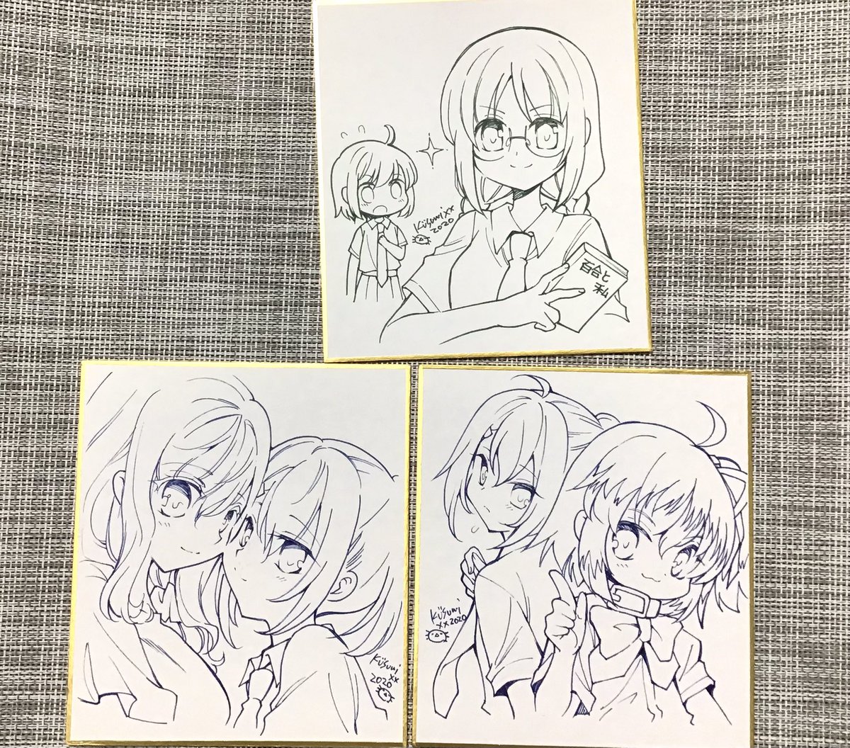 オヤツ食べたりネームしたりしながら、色紙の線画出来た。次は色付けるよ〜 