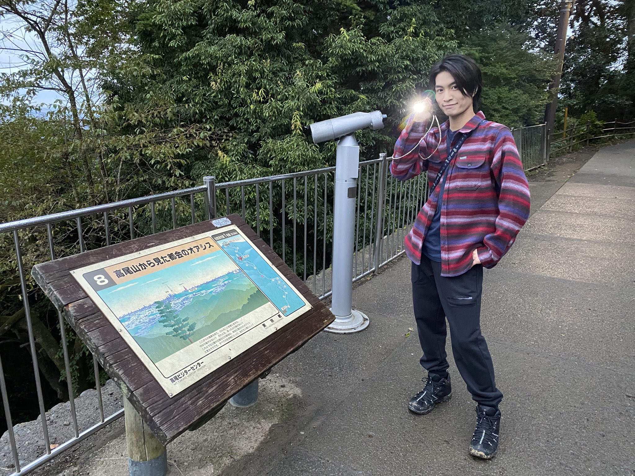 ピ 自然系サークル仲間の那須くんとペアを組んで高尾山 に連日泊まり込みムササビ研究に励んだ1枚目 数ヶ月後彼氏となり今度はサークル関係なく じゃあ動物園行こう もう名前ネタじゃん笑 雄登見て スナネコ 可愛い 話聞けや笑 って那須