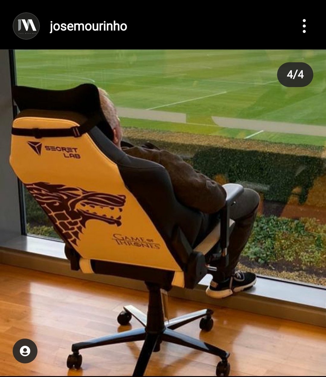 Alasdair Gold On Twitter Hands Up If You Thought Jose Mourinho Would Have An Office Chair That Showcases His Love Of Batman And Game Of Thrones Https T Co Ufmosfl8hp