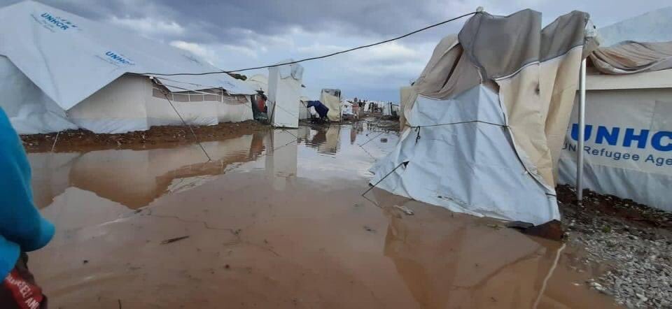 parwana_amiri's tweet photo. In the summer, it is like hell 
In the winter, we live on mud
We are exposed to cold, to wind 
Without even warm clothes 

Our children, while playing 
Their shoes sink into 
Mud and sewage water 
This condition is suffocating 
“Moria0.2”
#changesystem https://t.co/Ekmq0ldBPT