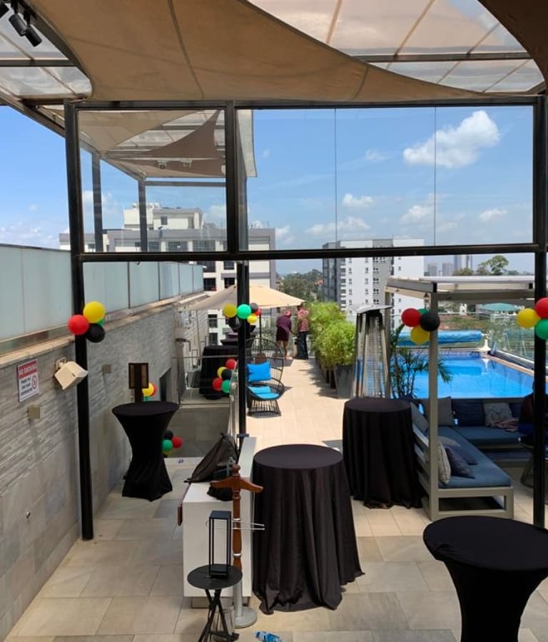 DjDaboTrabo's tweet photo. Kila kitu Leo ni 🔥 welcome #ReggaeSunsplash #PoolParty at @fourpointsnbo HURLINGHAM https://t.co/OXMpkNZ6Ea