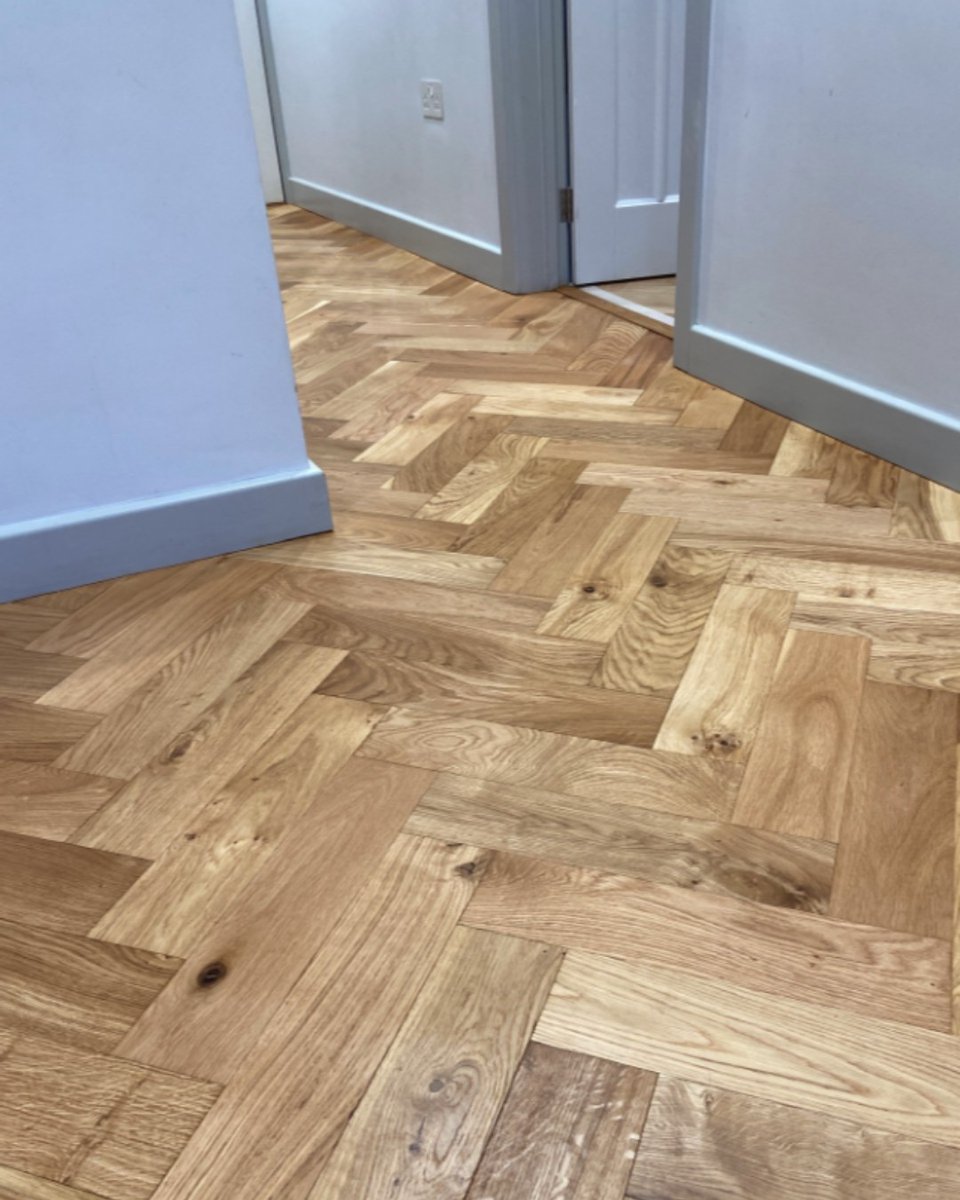Artofclean's tweet image. Another fabulous job from our technician Craig, our client went for a sand and @PallmannUK magic oil on this beautiful parquet flooring. 🏡😍👍💛 | #woodsanding #woodfloorsanding #Woodfloor #floorrestoration #Cambridge #Cambridgeshire