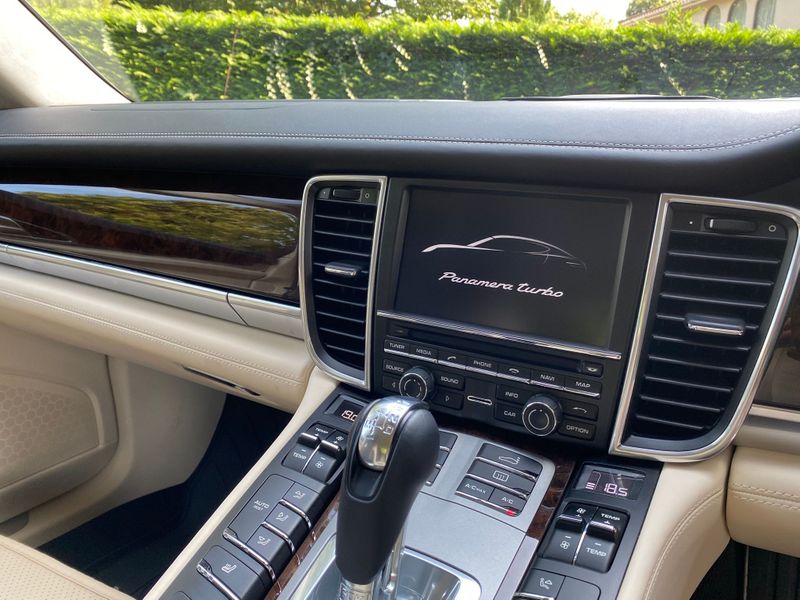 AfricanMachines's tweet photo. #Porsche  #Panamera #V8 #Turbo PDK
Year: 2014
https://t.co/6GY4aRzZT5

#MUNMCI #kusifest2020 #ManCity #ManchesterDerby #JamhuriDay2020 #WeAreRemovingADictator #Uganda #Tanzania #Nairobi #Nakuru #Kisumu https://t.co/DRlSjLIOir