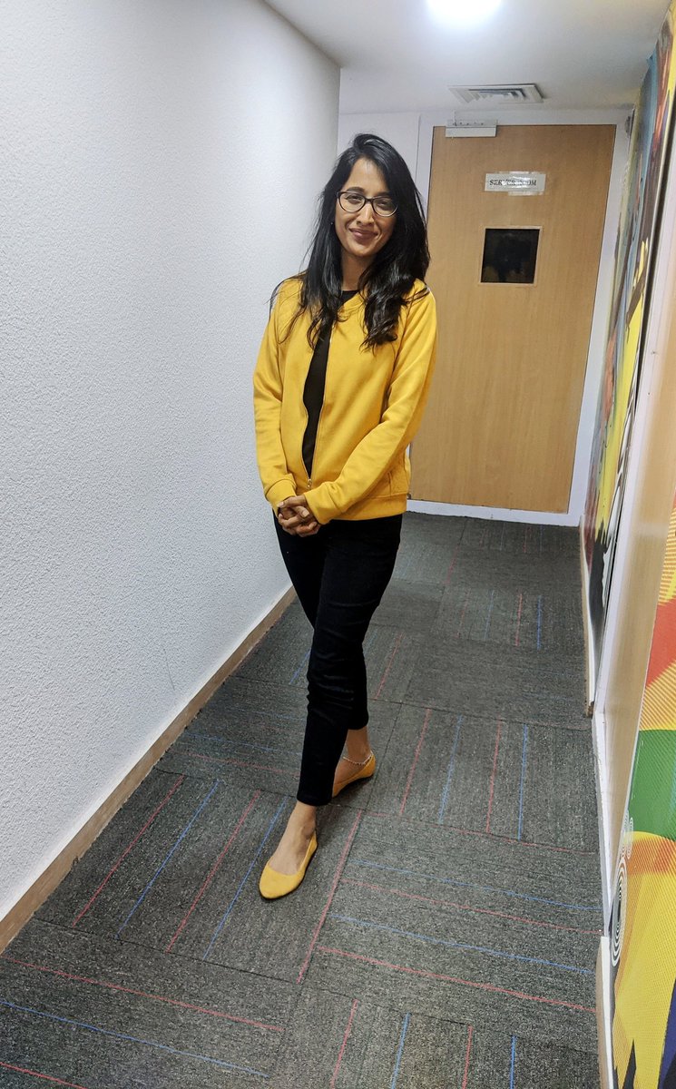 rjshonali's tweet photo. 💛 said I know 💙 is your favorite but try me once 🙏 and look it's worth it! 😉
.
#winterfashion #musterdyellow https://t.co/UvLIQMEVm9