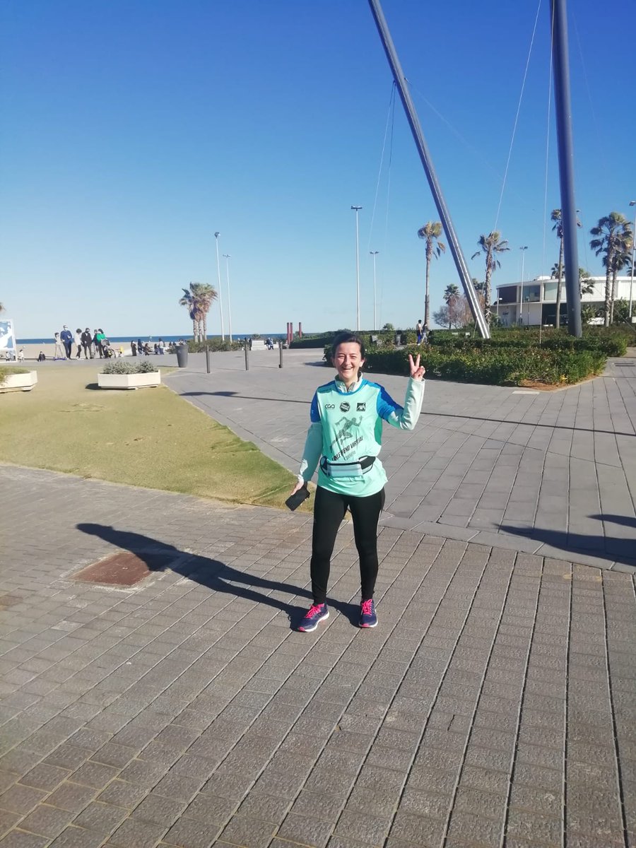 Mar_Romero_'s tweet photo. Hoy, en Valencia, corriendo para salvar vidas, acompañados de un día esplendido! Prueba superada! 💪💪💪 @CarrerasPF @FundacionAXA #PonleFrenoVirtual https://t.co/Ywt3pAYPH5