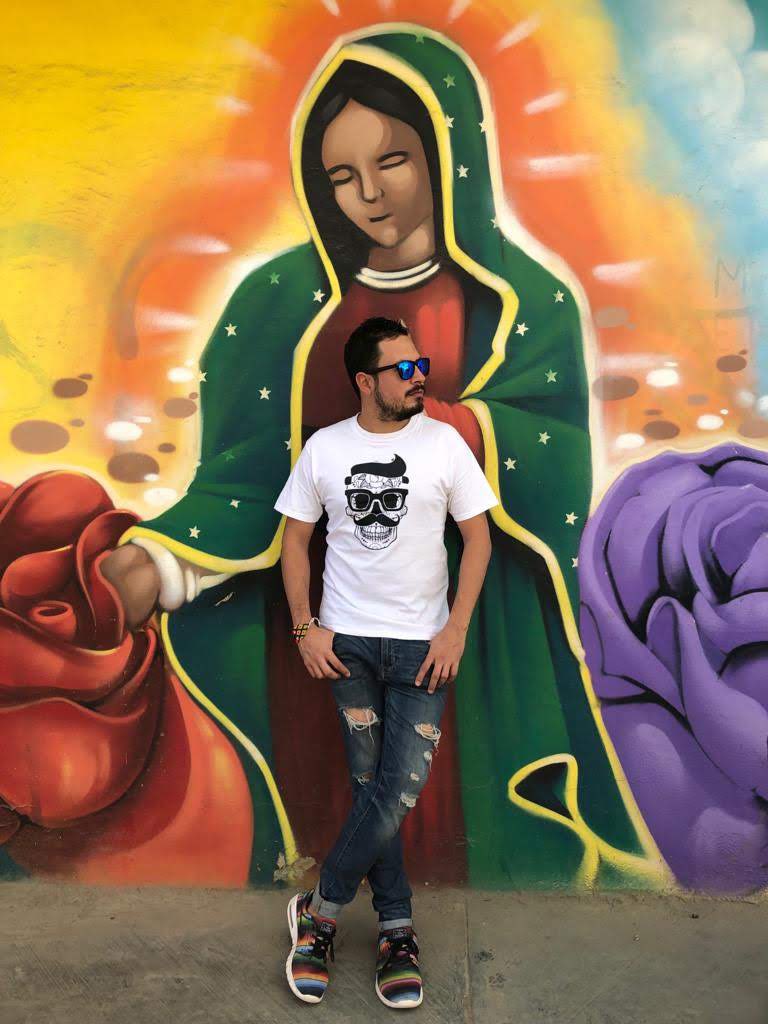 Sunlook_glasses's tweet photo. 🇲🇽MexicanArt 
⁦😎 ⁦@ElRojoAbreu⁩ 
⁦✨🕶✨⁦@Sunlook_glasses⁩ https://t.co/GZ3edOo282