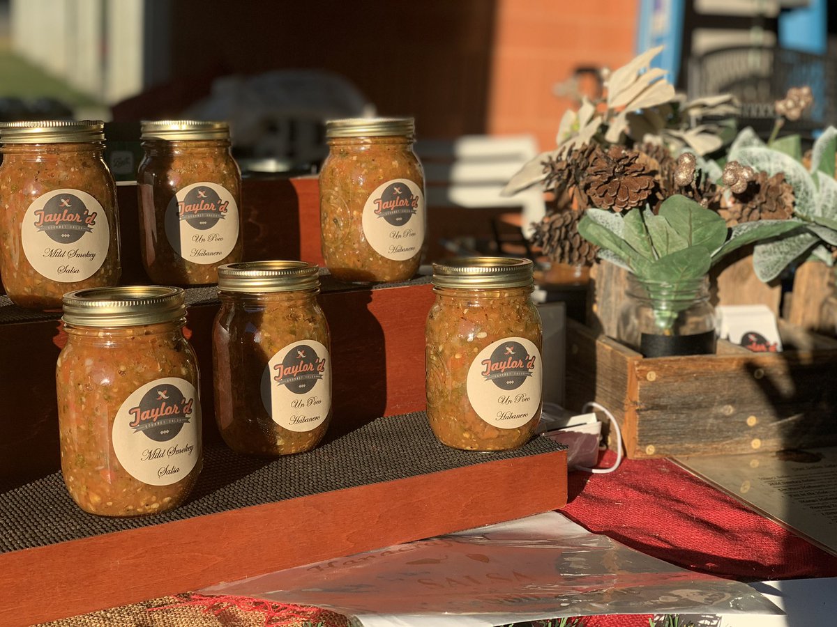It’s the last day of the market for 2020! Come get your favorite salsa and other market goodies. And as always you can get Taylor’d Salsa year round at Green’s Produce and Plants in Arlington. 
#taylordsalsa
#billiejoecoffee 
#thebeardplace 
#nerdypupdesign 
#karenscakesandmore