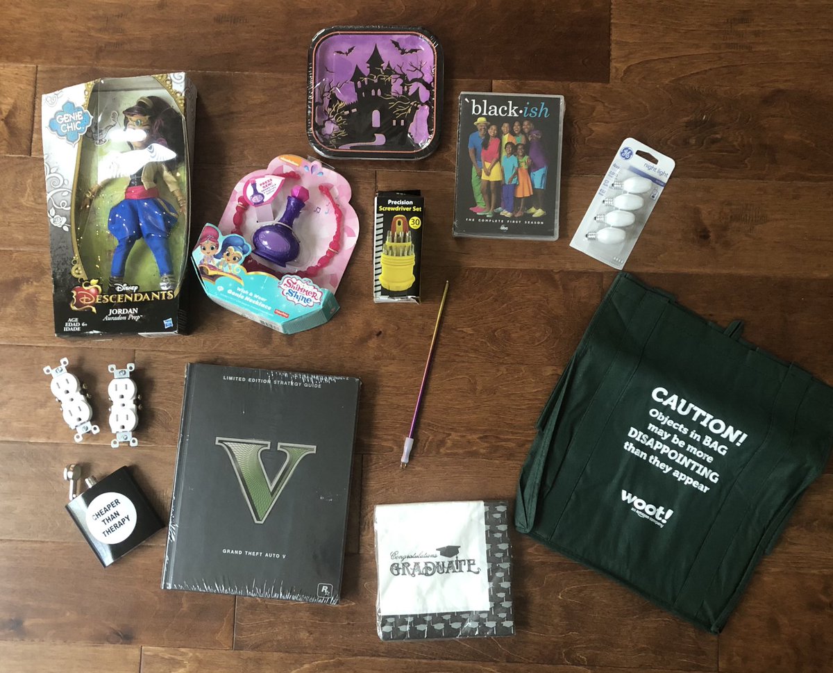 mdls0's tweet image. Got my #BoC from @woot, definitely good that I got the flask, otherwise I would need therapy. As always very crappy!