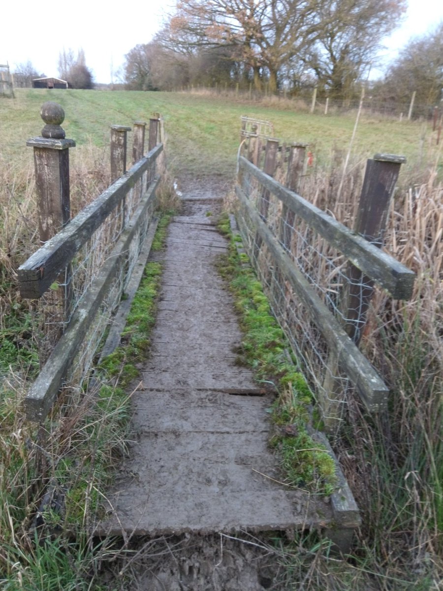HorsebackSapper's tweet photo. Well that's the Xmas leave job sorted, build a replacement bridge, this one's been in about 12 years and used daily by the sheep and their stompy wee feet. It's a bit more work than just replace decking and spiking rails. Right then best get the wood ordered. #norestforwicked https://t.co/sjRDlwANgD