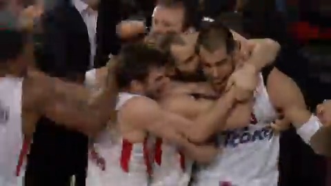 Happy Birthday Georgios Printezis!

Celebrate by checking out some of his CLUTCH moments... 