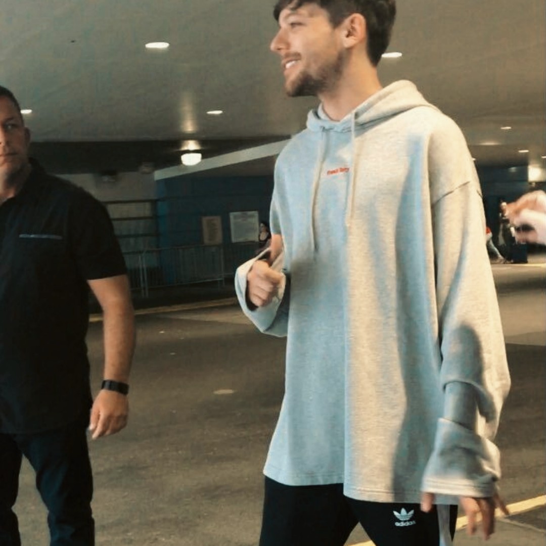 - Fading( https://archiveofourown.org/works/629683/chapters/1138549)