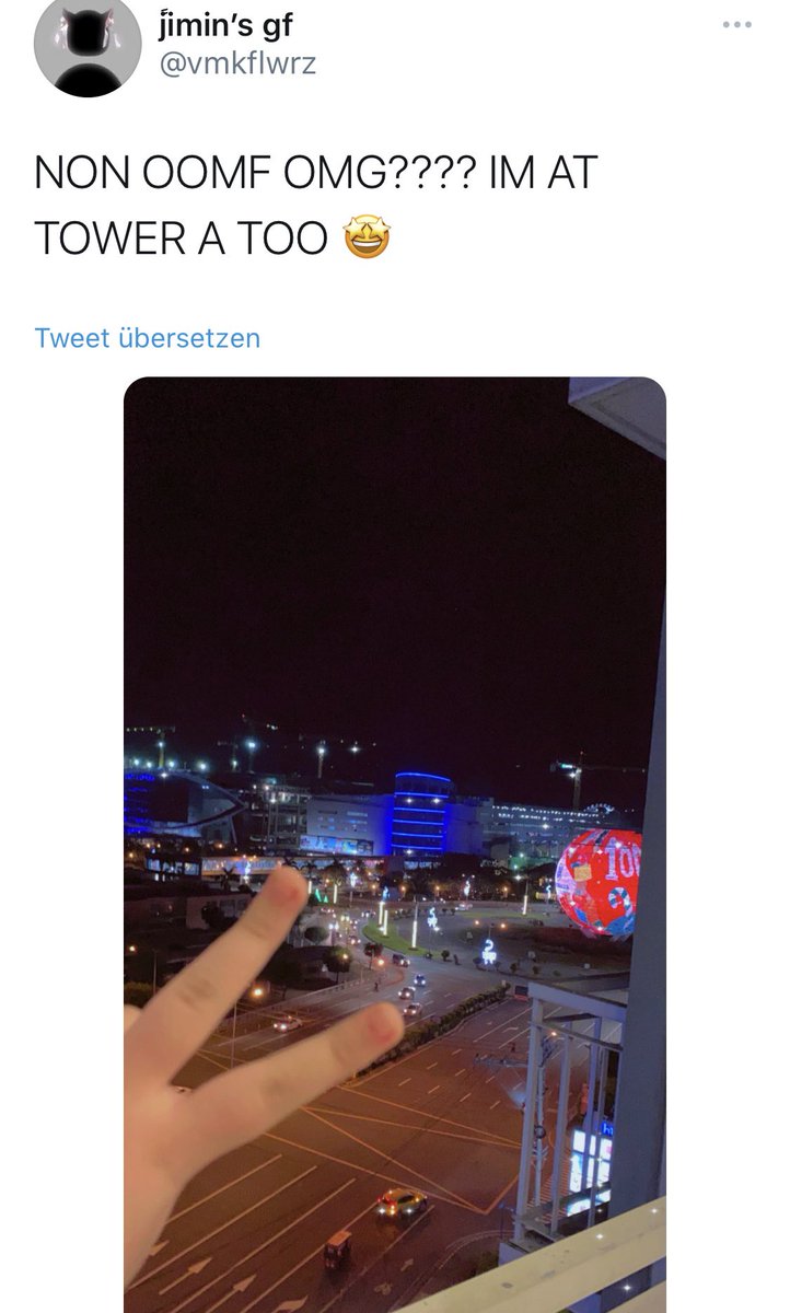 What kind of romantic alternative university do they live in?????