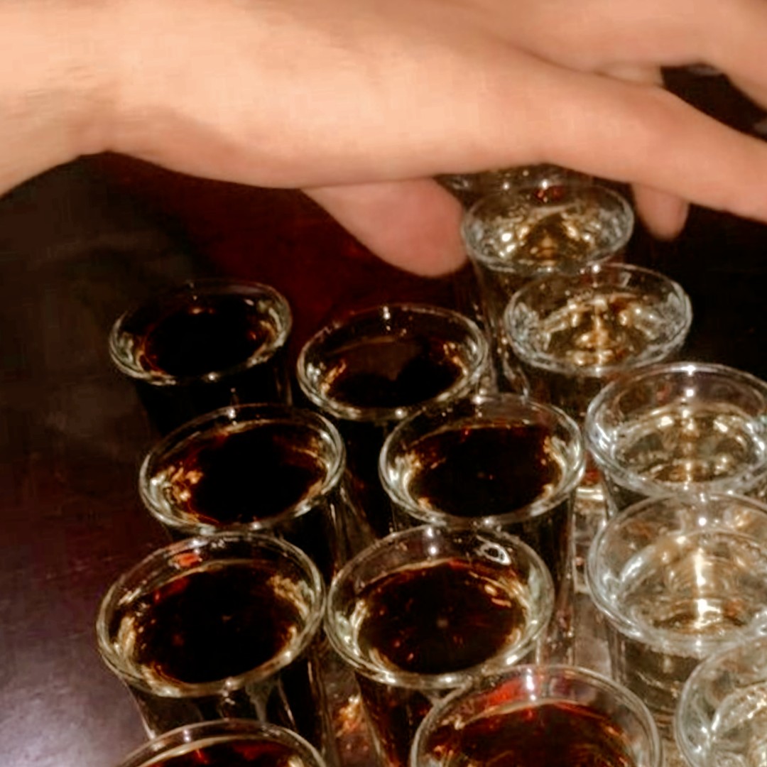 - Red Brick Heart( https://archiveofourown.org/works/969552/chapters/1904081?view_adult=true)