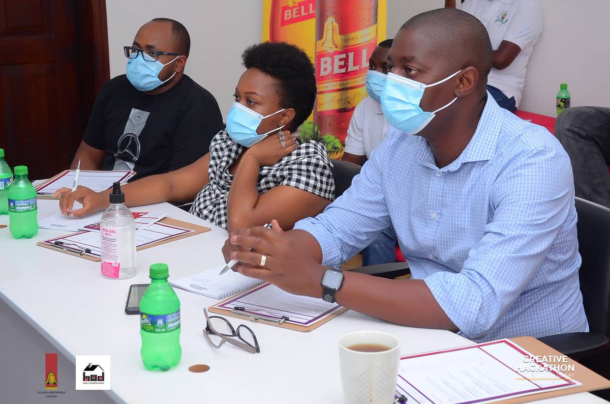 GalaxyFMUg's tweet photo. #CreativeHackathon2020 day3.
Innovators make final pitches in front of the judges.
Kudos to;Namanya Rhona(Marketing head @UgandaBreweries),Timothy Musoke(CTO @roketelkomug),Pamela Hatega(@BFDigitalAfrica GM Uganda), @timmugume(Country Manager @JumiaUG)
Wait for their verdict. https://t.co/C2XQs2nBmv