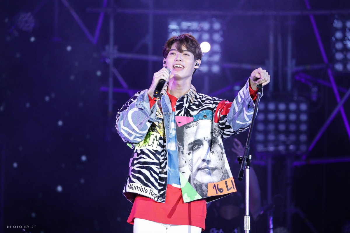 Jetaime_xx4's tweet photo. ขอลงสัก 3 รูปจ้ะ #BMMF11xBrightWin #winmetawin https://t.co/Cl0yZCgTzB