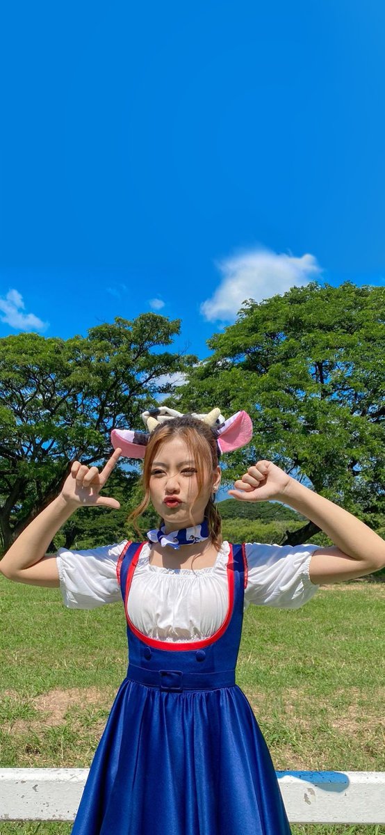 rabnaja48's tweet photo. lockscreen จีจี้ชุดมิลแลนด์👩🏻🌾❤
----------------------------------
🔗https://t.co/K3WL3VP2o0
👩🏻🌾 https://t.co/OWypcRY1UU 🐮
----------------------------------
#GygeeBNK48
#BNK48
#Rabbit48
#FROMFARMTOYOU
#Milklandxbnk48
#MILKLANDSTORY https://t.co/8Stme03t68