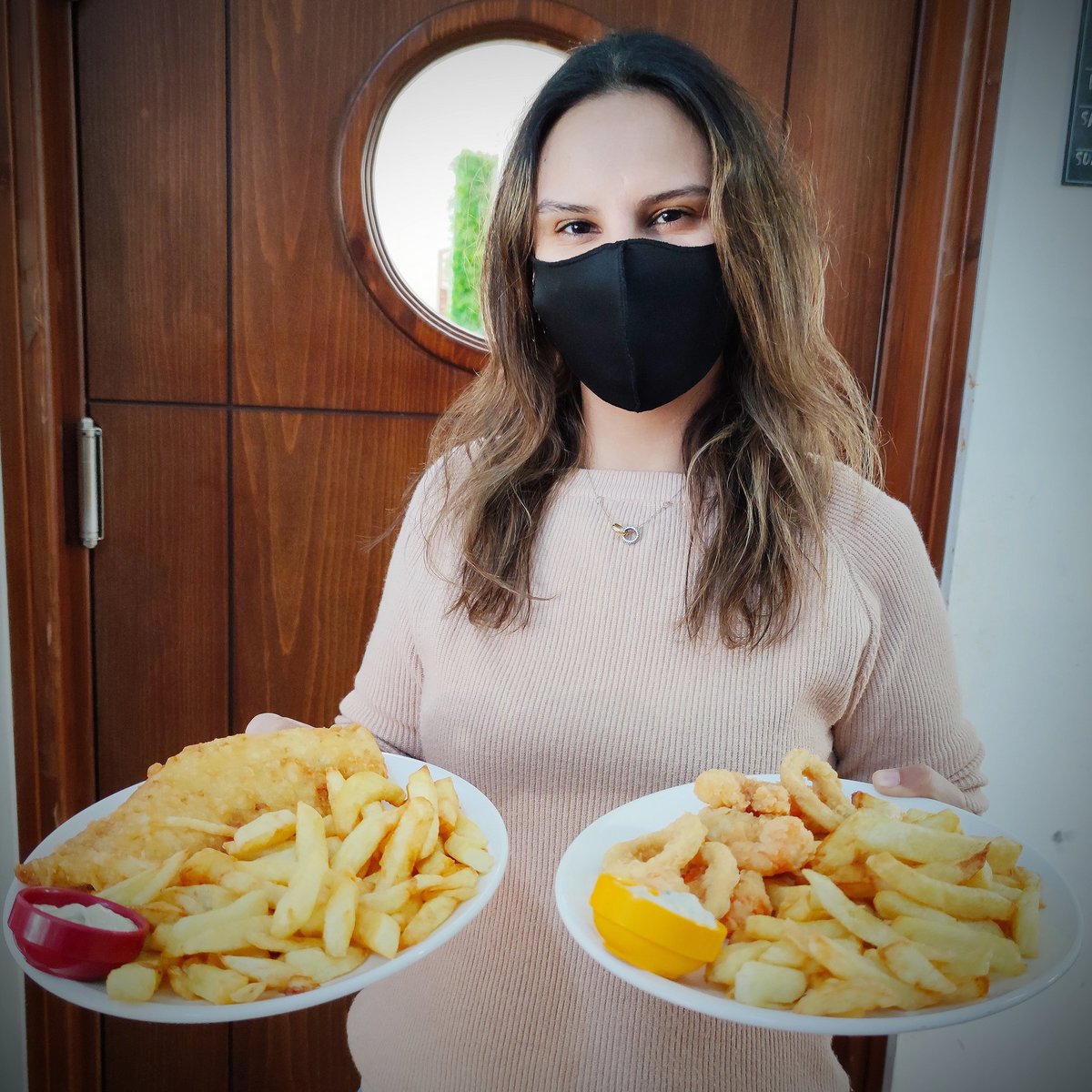 Haddock&amp;Chips ve Calamari_Prawns&amp;Chips 😍
Sizin seçiminiz hangisi? 😉
Tadına doyulmaz lezzetler yalnızca Crispy Squid'te 🥳
Adres; Çatalköy anayolu üzeri
Tel; 05488602688 📞
Salı_Pazar: 12:30/21:30✅
Pazartesi: Kapalı ❎

#fishandchips #fish #Cyprus