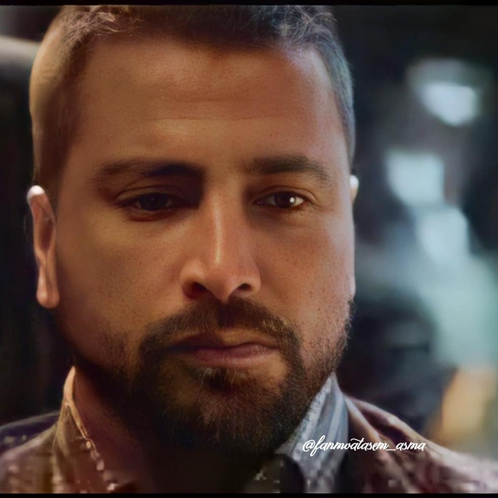 FanmoatasemA's tweet photo. صور #كريم_الحفار من الحلقة الأولى والثانية  من مسلسل DNA  كمية الإبداع في أداء عصومي لا يوصف  الإبداع اتخطا حدودو أول مرة بقدم هيك نوع من الأعمال وبيتقن هدور بشكل مو طبيعي لدرجة أول الحلقة تأثرت كتيير مع كريم بمجرد مشاعر بينها ما حكا ولا كلمة ،شخصية غامضة
#DNA
@AlNaharMoatasem https://t.co/lHv4vwB634