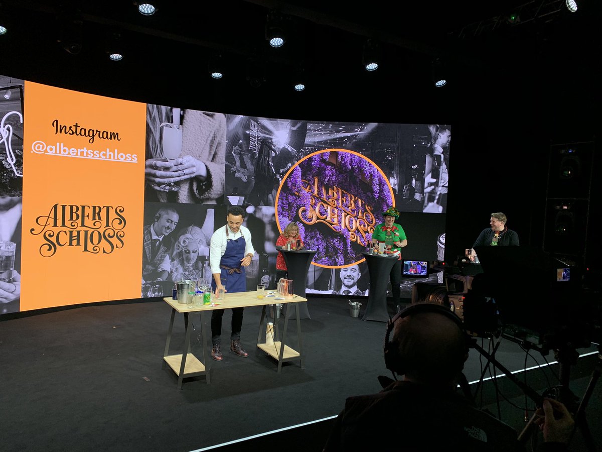 DavidConnectIn's tweet image. Busiest day of December ☑️ A perfect hat trick of studio virtual events @greatplaces @JJHousingTrust @InvosysLtd   produced live &amp;amp; delivered in one day. A Remote Studio, Main Studio A and Studio B job delivered simultaneously team @ConnectInEvents 6 more studio days till Xmas