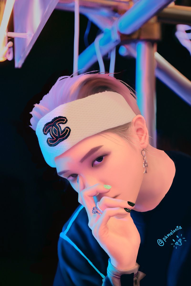 รูปแรกที่วาด                  Vs                  รูปที่วาดล่าสุด