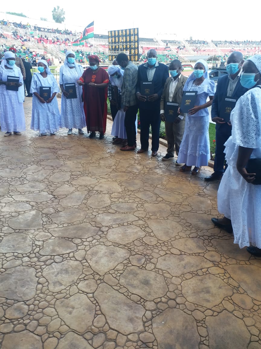 ShonaCommunity's tweet photo. #JamhuriDay2020 @ShonaCommunity we are out of words ."man's misfortunes are easily forgotten by the excitement of new enterprise "mark Twain https://t.co/G2WDiw7kca