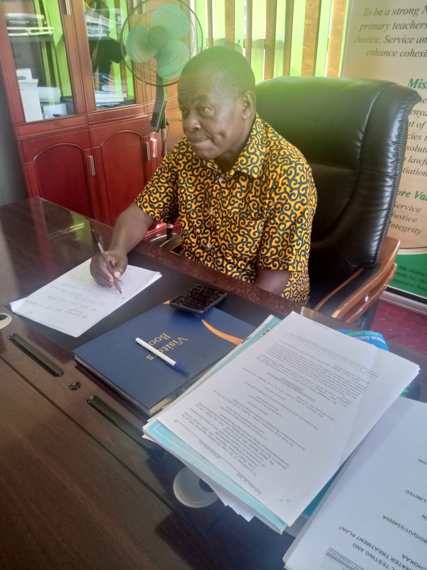 On this 57th Jamhuri day I take special mention to the resilience of Kenyans this year  due to the challenges of COVID-19.
I wish Kenyan teachers, pupils and parents a joyful moment as we approach Xmas and new year.
Stay safe as we prepare for full resumption of learning in 2021