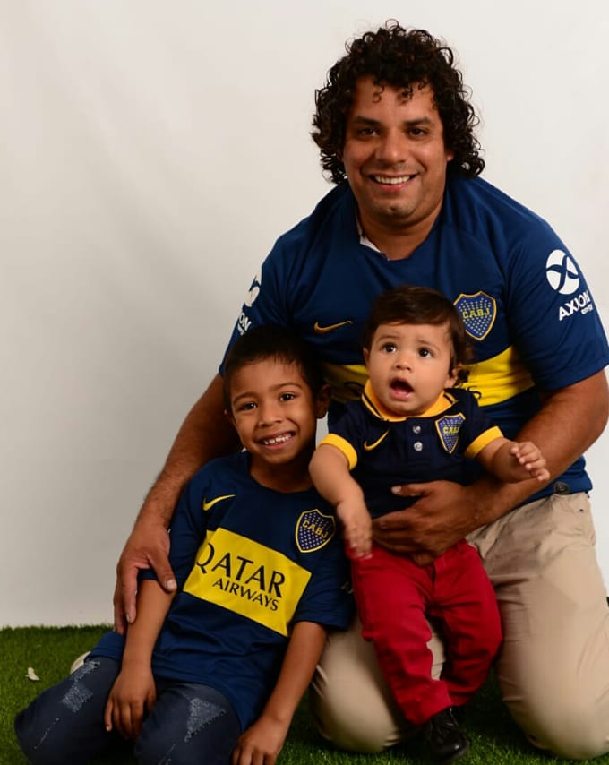 pared_abel's tweet photo. #EsteFinde VAMOS BOCA FELIZ DIA!!! https://t.co/POvzmhKFMU