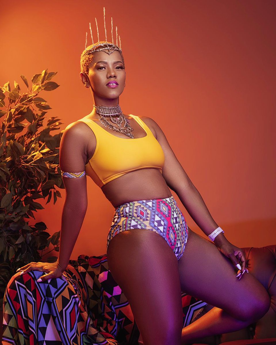 Nolwazii_K's tweet photo. Congratulations to the competition winner @AsiNxiwa who won this beautiful set from @SikoRepublik 😍😍🔥

#BodyBeatTour https://t.co/aPYcZ7qci0