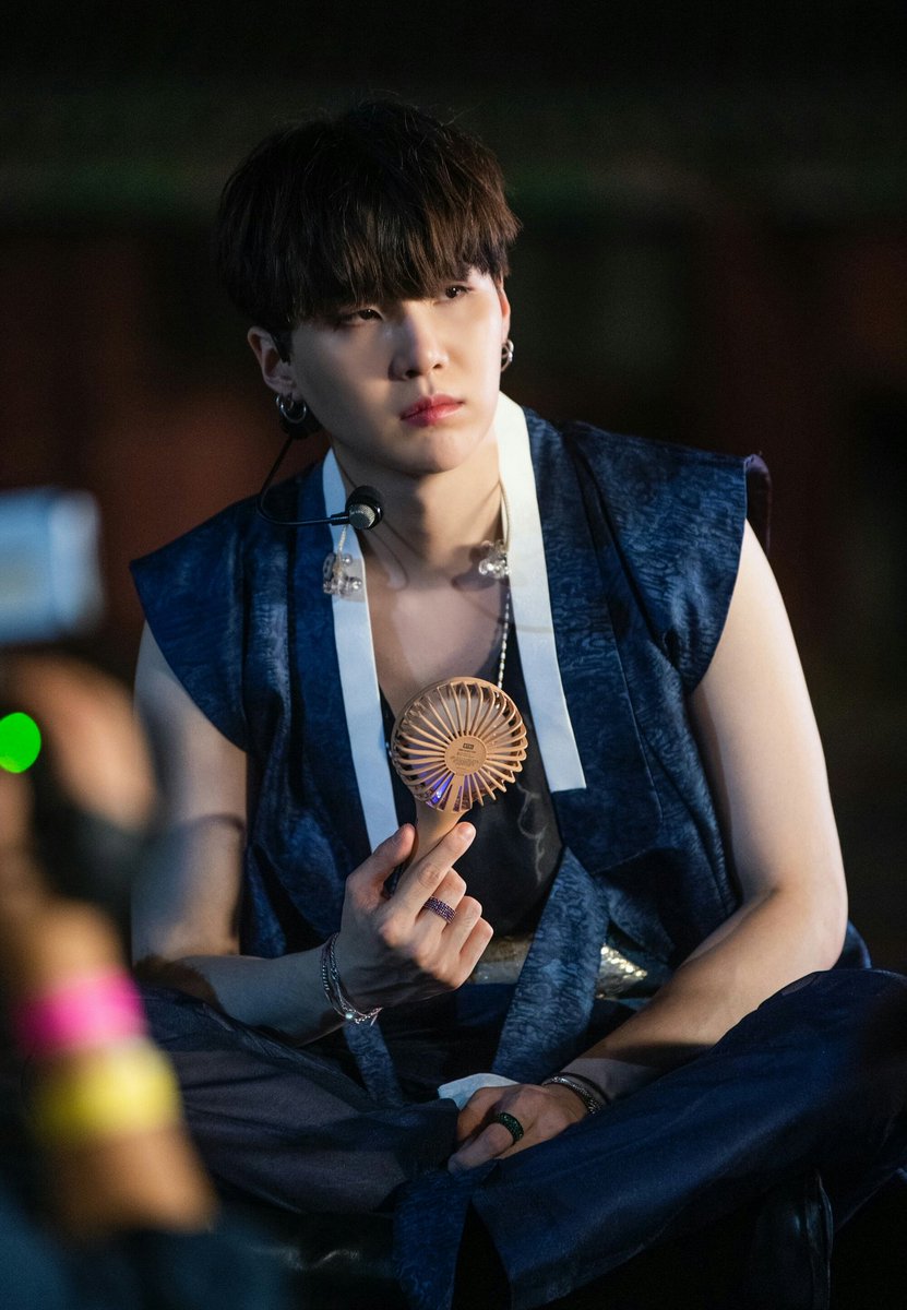 This Yoongi    Meets   This Jimin