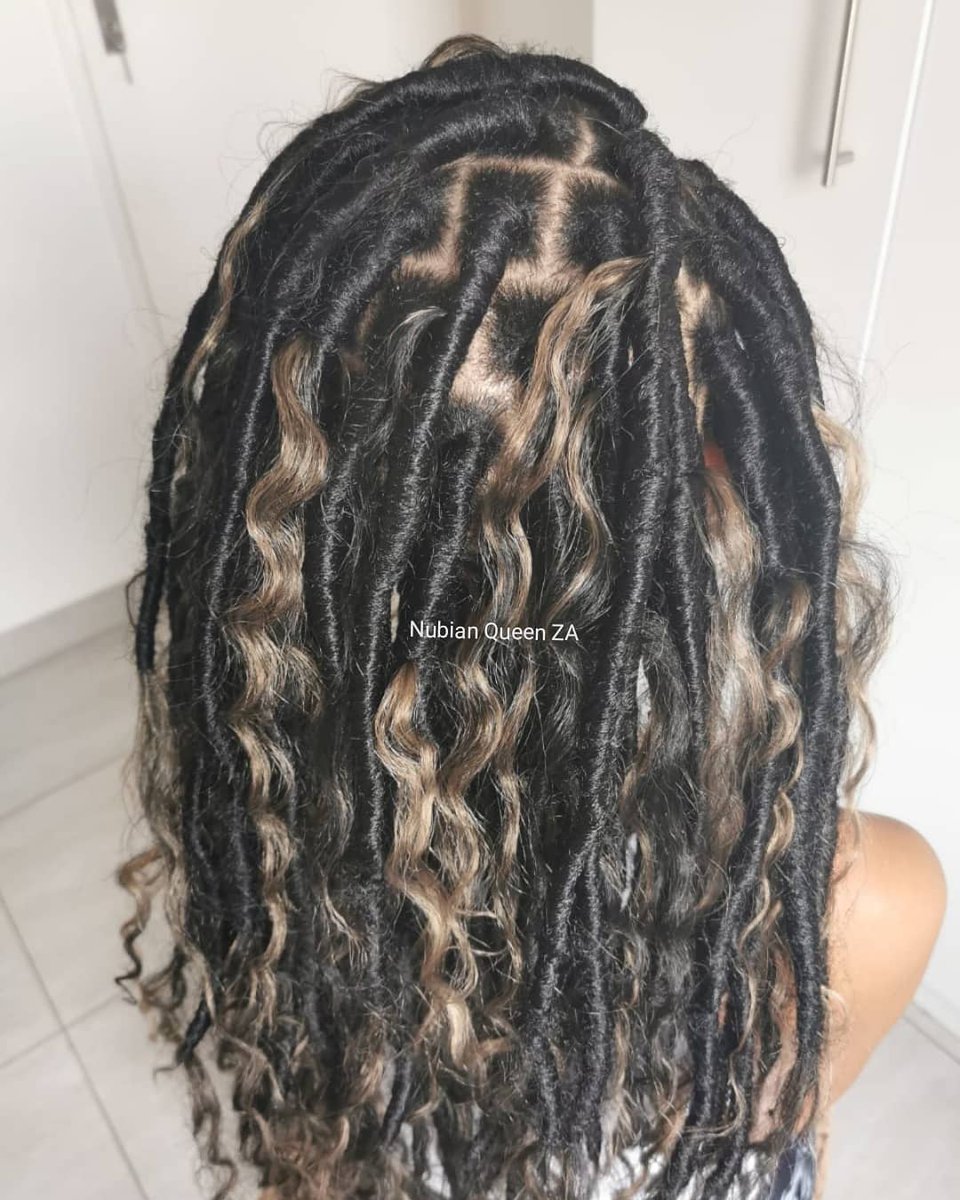 NubianQueenZA's tweet photo. πΈ Goddess Faux Locs for only R450 πΈ
π 084 647 5252 to book your appointment with us
NB :Bookings are essential
WE DO HOUSE CALLS
#bloem #Bloemfontein #GirlTalkZA #GirlsTalkZA #GirlBuyZA #BloemTwitter #HairPlugSA #mobilesalon #freestate #housecalls https://t.co/ghc9AUHtS0