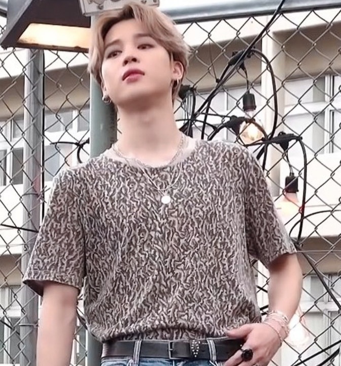 This Yoongi    Meets   This Jimin