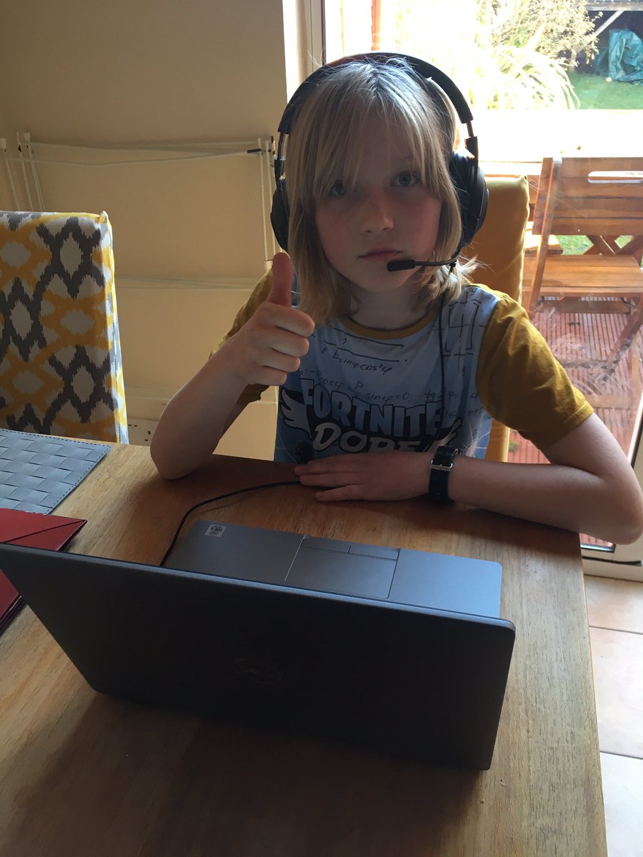 GlennDoyle74's tweet image. Reg Diego joining @cmdkit @dkit for a scratch workshop for the hour of code. #HourOfCode2020