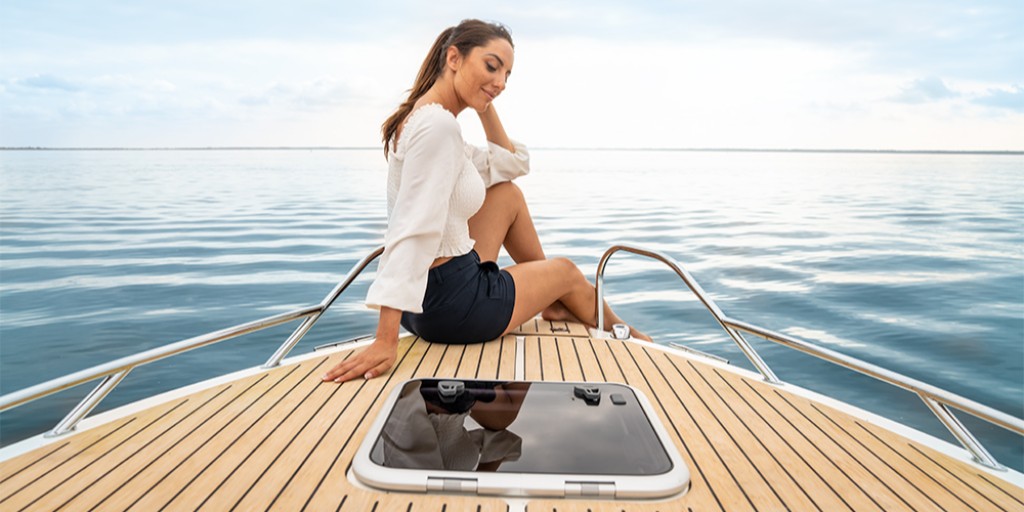Flexiteek_AS's tweet photo. Heat reflecting properties? We have it covered. Discover Flexiteek 2G synthetic teak: https://t.co/MxaNLFDev6 #Flexiteek #Flexiteek2G #SyntheticTeak https://t.co/uWQXHrksJG