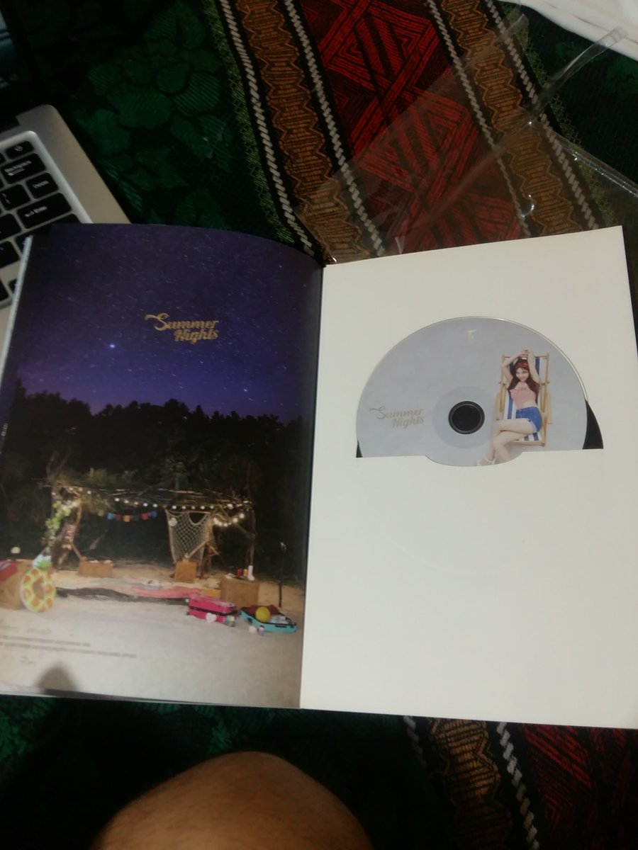 Juaaanx1's tweet photo. MAY ALBUUUM NAKOOOO PREEE!! SHEEEEEEEEET!! ang unexpected naman nito, thankyouuuu ate @eeeeypril5
i got twice summer nights album,
legit ones naba ko nito? haha thanks g! https://t.co/LofbLUS56n