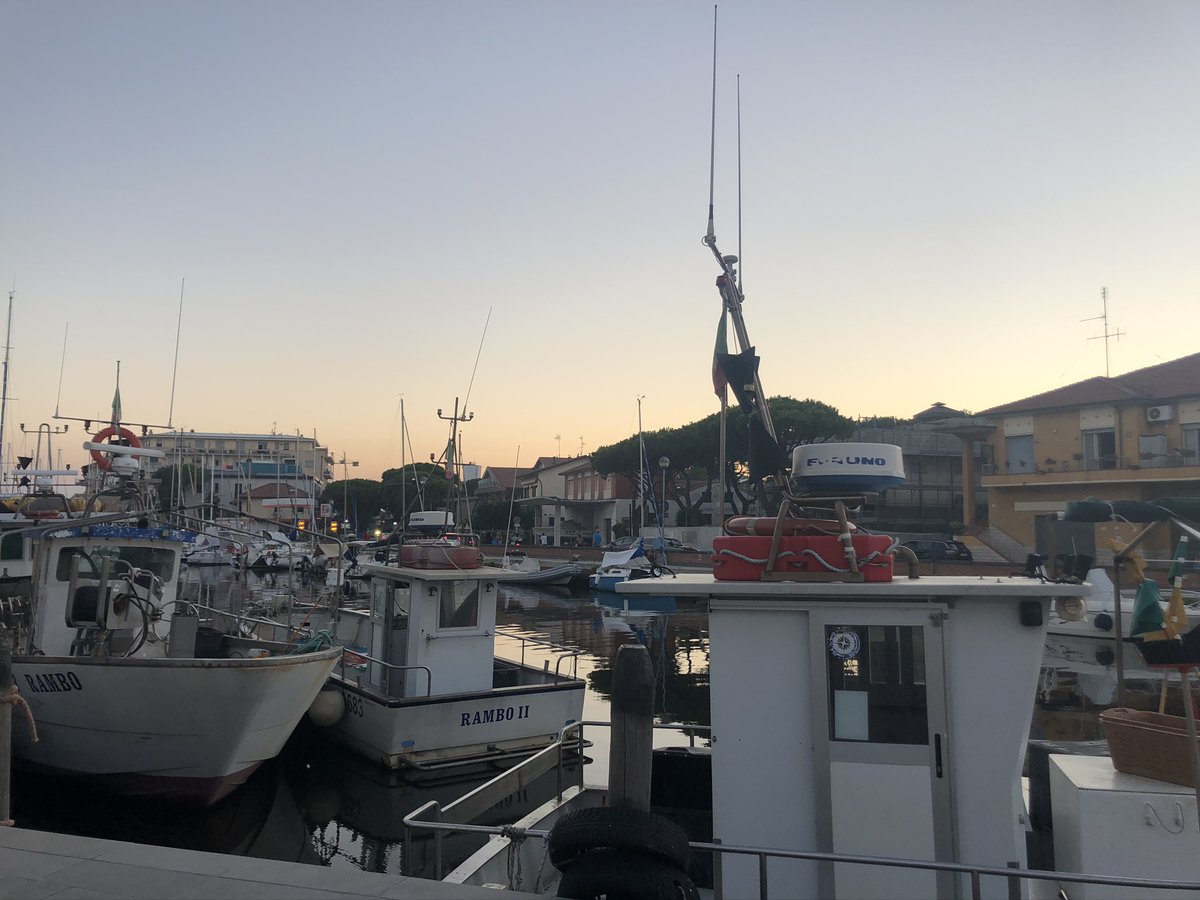 IntMilReview's tweet image. A #maritime flashback from the #summer for those of us in the #north of the world for these grim #december days

Taken on #Italy’s #Adriatic coast