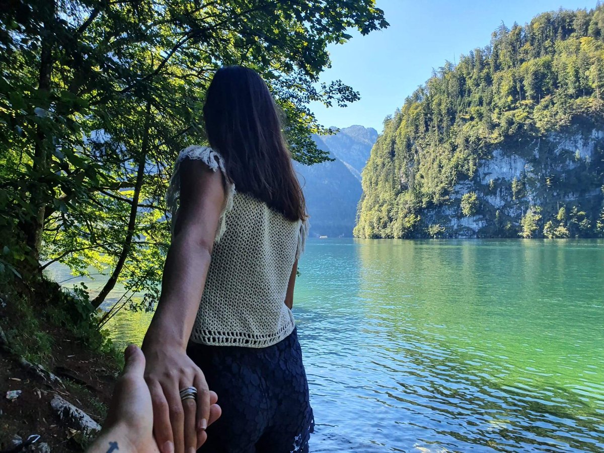 Camlrcq's tweet photo. @CharlotteNamura J’ai dit oui à l’homme de ma vie pendant un voyage rempli de découvertes  ❤️ https://t.co/Qtf0UDIJtK
