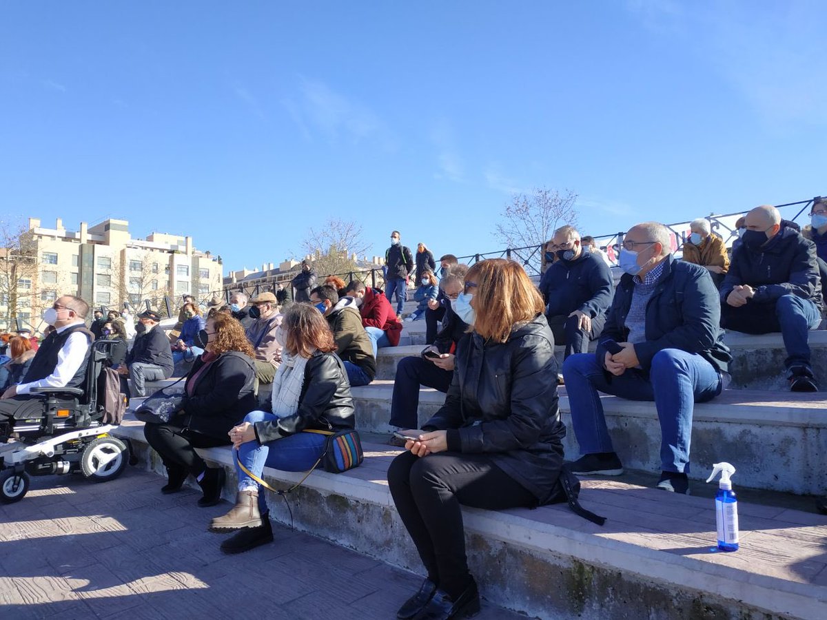 MarbarberanP's tweet photo. Vallecas no puede ser el vertedero de la Comunidad.
Decimos alto y claro #StopBasuras en #Vallecas.
Por qué el Ayuntamiento no quiere cerrar la incineradora de #Valdemingomez?
El negocio mueve 2.000M€/año gestionado en el 68% por las mismas empresas que gestionan los hospitales https://t.co/0TqbriFCfZ