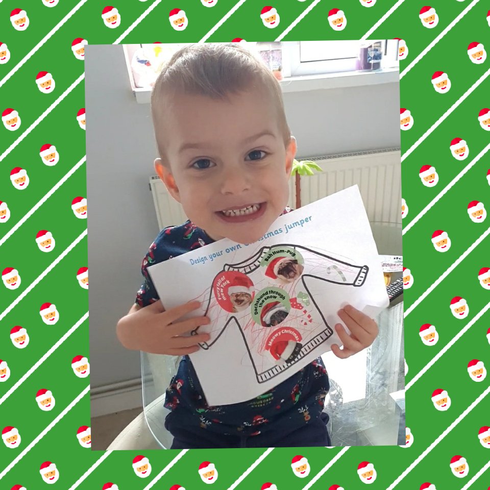 leanne_norris's tweet photo. My Christmas jumper  @BryncethinPS1 https://t.co/kR2WVjYQqK