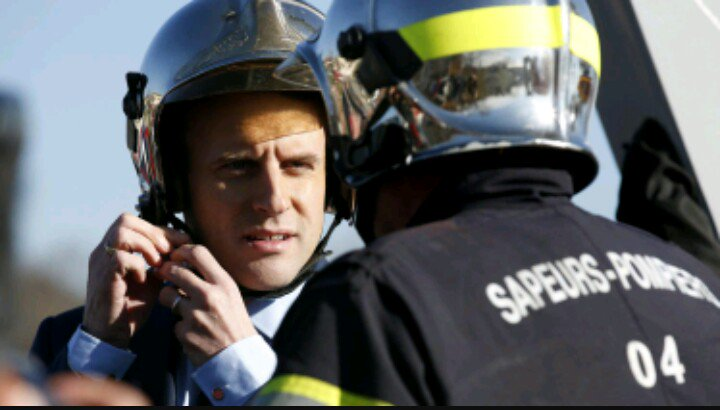 ps. Il est amusant de remarquer que Macron (mis en exergue dans ce fil) ne cesse de vouloir donner des preuves de virilité: