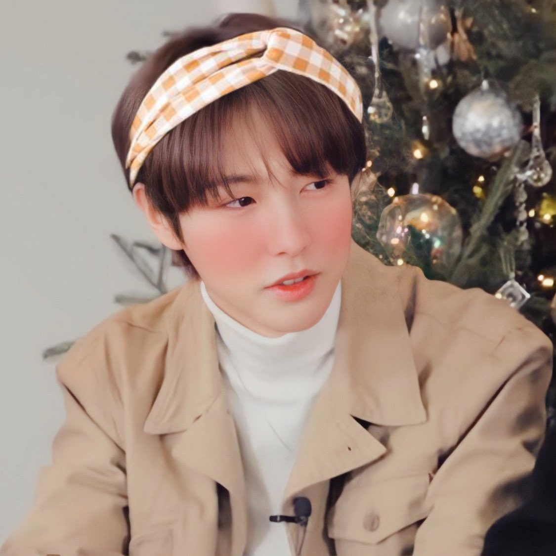 somethinglikexx's tweet photo. 😳☺️ https://t.co/kCIlPQWRge