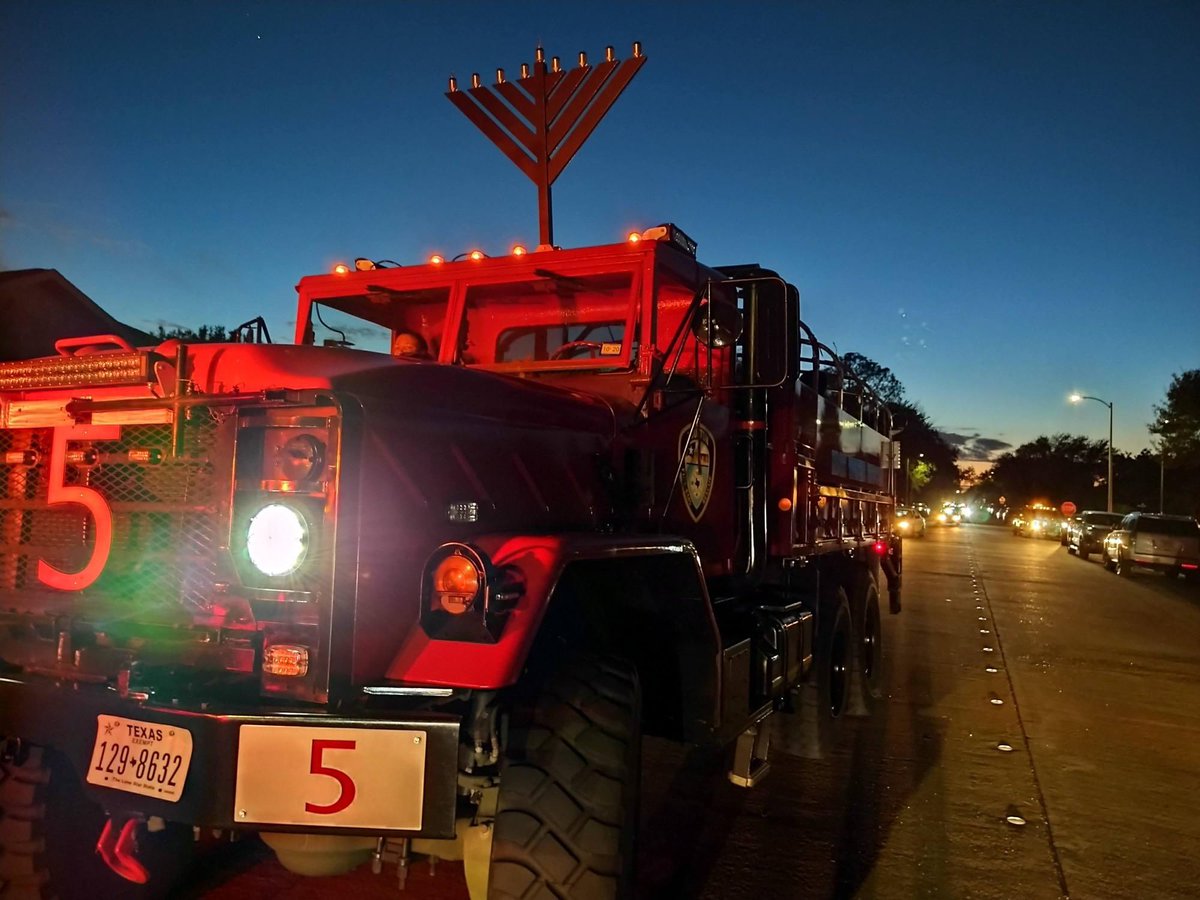 HoustonFire's tweet photo. On Thursday, December 10th, the first night of #Chanukah, @HoustonFire firefighters were honored in a first responder parade. Thank you Chabad Outreach of Houston for honoring our amazingly dedicated firefighters. @FireChiefofHFD https://t.co/NS8Y9emXTV