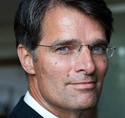 Zondag 10 uur: AIVD-baas Erik Akerboom bij Rick Nieman.Twee Russische diplomaten werden ontmaskerd als spionnen. Op jacht naar informatie van bedrijven en universiteiten. WNL Op Zondag, 10 uur, NPO1 #wnl <a href="/AIVD/">AIVD</a> <a href="/DG_Akerboom/">Erik Akerboom@DG_AIVD</a>