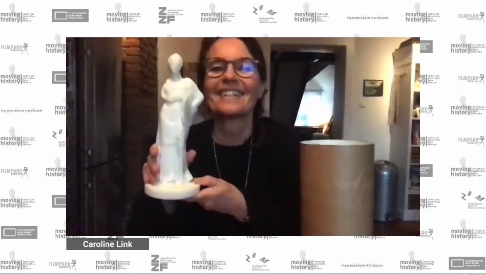 moving_history's tweet photo. We proudly present:
CLIO 2020 - Jetzt online unter https://t.co/AfgWHI9OYB ✨🎉

#movinghistoryfilmfestival #clio2020 #alshitlerdasrosakaninchenstahl #carolinelink https://t.co/W21YeeeQNy